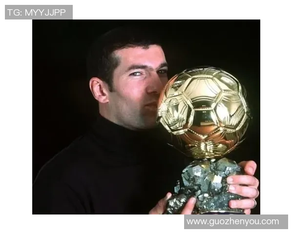 法国15号足球明星的辉煌历程与传奇时刻回顾