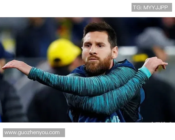 足球明星集锦鼠标垫带你领略绿茵场上的精彩瞬间与传奇故事